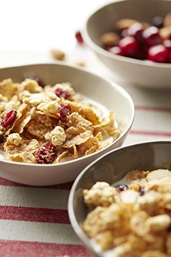 Great Grains Cranberry Almond Crunch Cereal, 396g - A perfect blend of cranberries and almonds for a crunchy start.