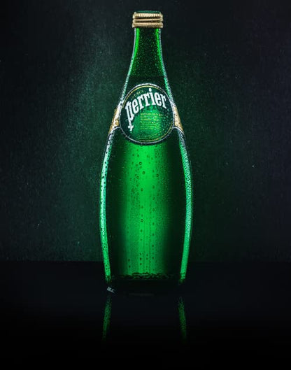 Perrier Sparkling Natural Mineral Water • Water Captured at the Source in France, 25.36 fl oz ℮ 750 ml, 6 Pack - "Natural mineral refreshment!"