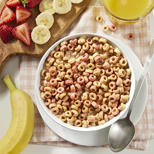 Cheerios Naturally Flavoured Strawberry Banana Made with Real Fruit Puree Oat Fibre, 317g - Strawberry banana bliss