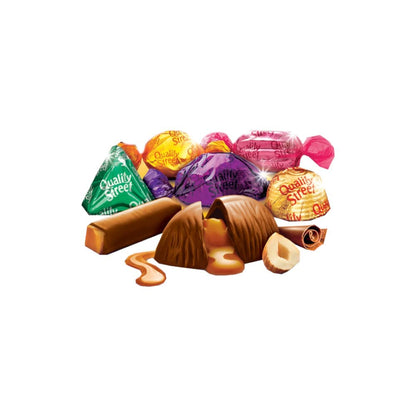 Quality Street Assorted Milk and Dark Chocolates and Toffees, 31.75 oz / 900 g - Assorted milk and dark chocolates and toffees, 900g!