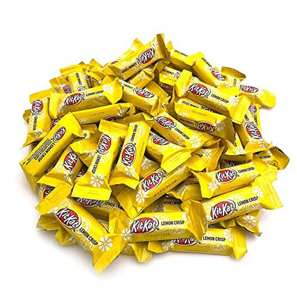 KitKat Miniature Lemon Crisp Wafers In Lemon Flavoured Creme Individually Wrapped 238g (USA) - Refresh your palate with the zesty flavor of KitKat Miniature Lemon Crisp Wafers, 238g (USA).