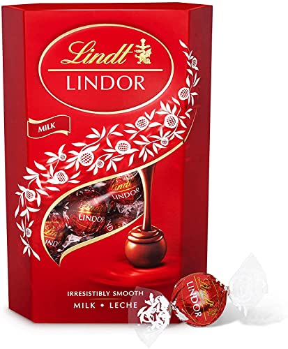 Lindt LINDOR Milk Chocolate Truffles, 7.05 oz / 200 g