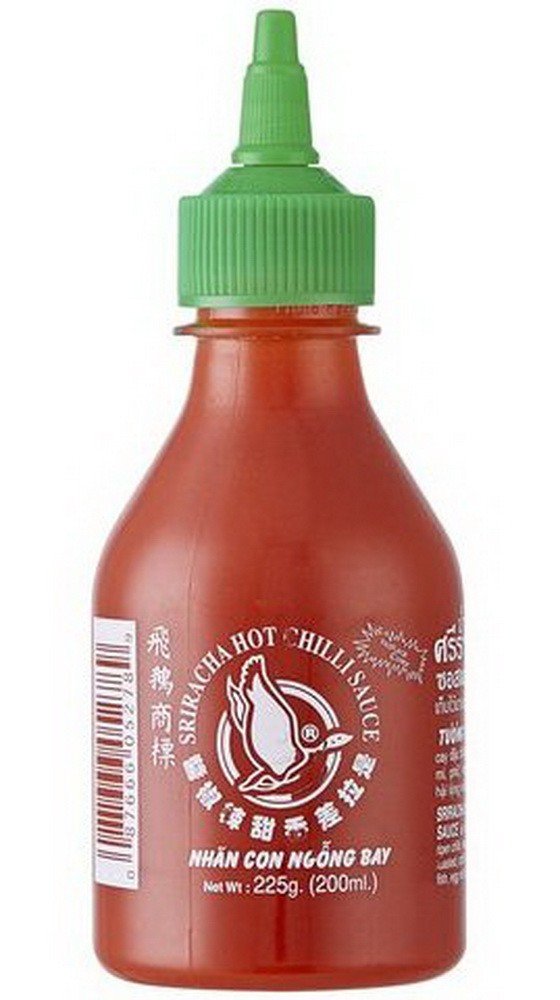 Nhan Con Ngong Bay Sriracha Hot Chilli Sauce 225g - "Nhan Con Ngong Bay Sriracha - 225g of Bold, Fiery Flavor!"