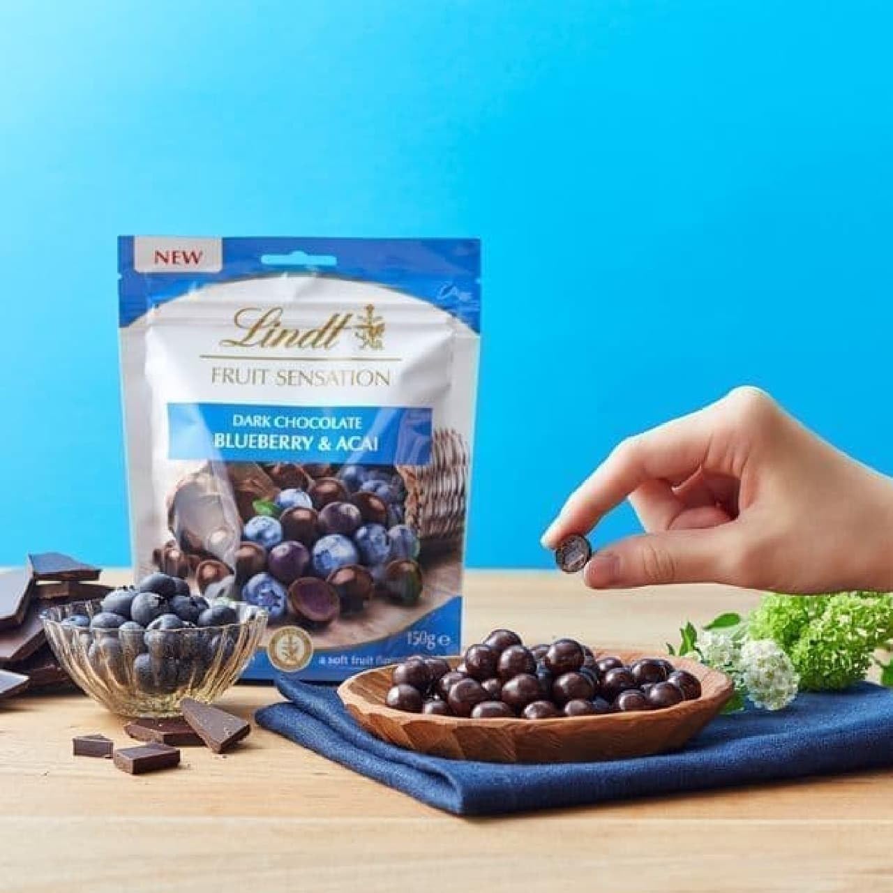 Lindt Sensation Fruit Blueberry & Acai Berry,150g (Imporetd)