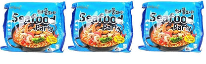 Samyang Buldak Seafood Noodles (Pack of 3) (420gm) (Imported) Instant Noodles Non-vegetarian (3x140 g)(Combo Pack)