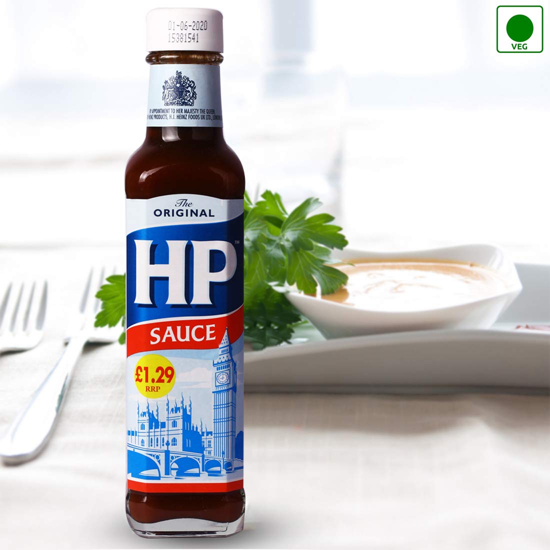 Heinz The Original HP Sauce (Brown) - 255 g - Traditional brown sauce with a tangy, rich flavor.