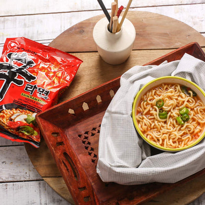 Nongshim Shin Ramyun Noodle Soup, 120 G, Dark Red & Black, Medium (8702), Vegetarian - "Nongshim Shin Ramyun - 120g of Medium Spicy Vegetarian Noodles!"