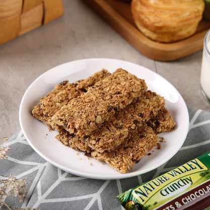 Nature Valley Crunchy Granola Bars Oats n Dark Chocolate 10 Bars Pack - "Oats & Dark Chocolate Crunch!"