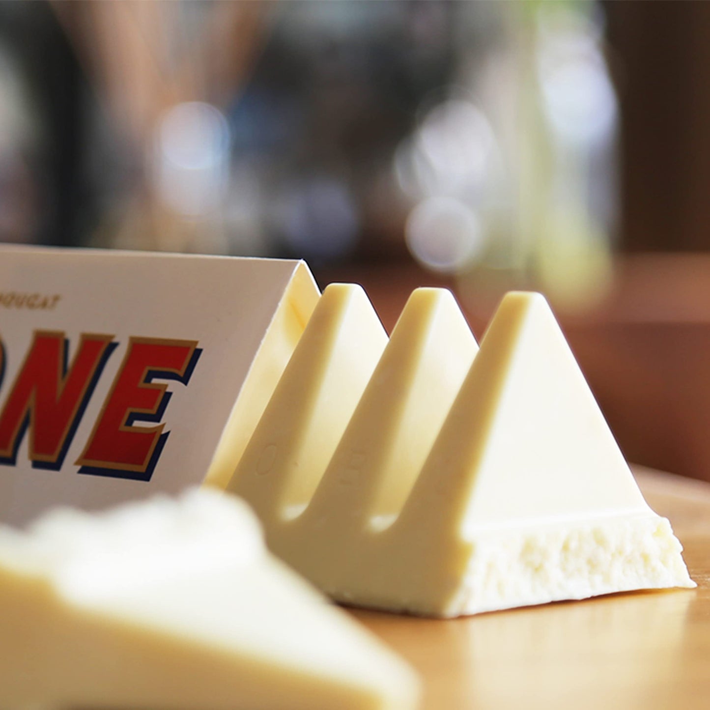 Toblerone International White Chocolate Bar, 360 g