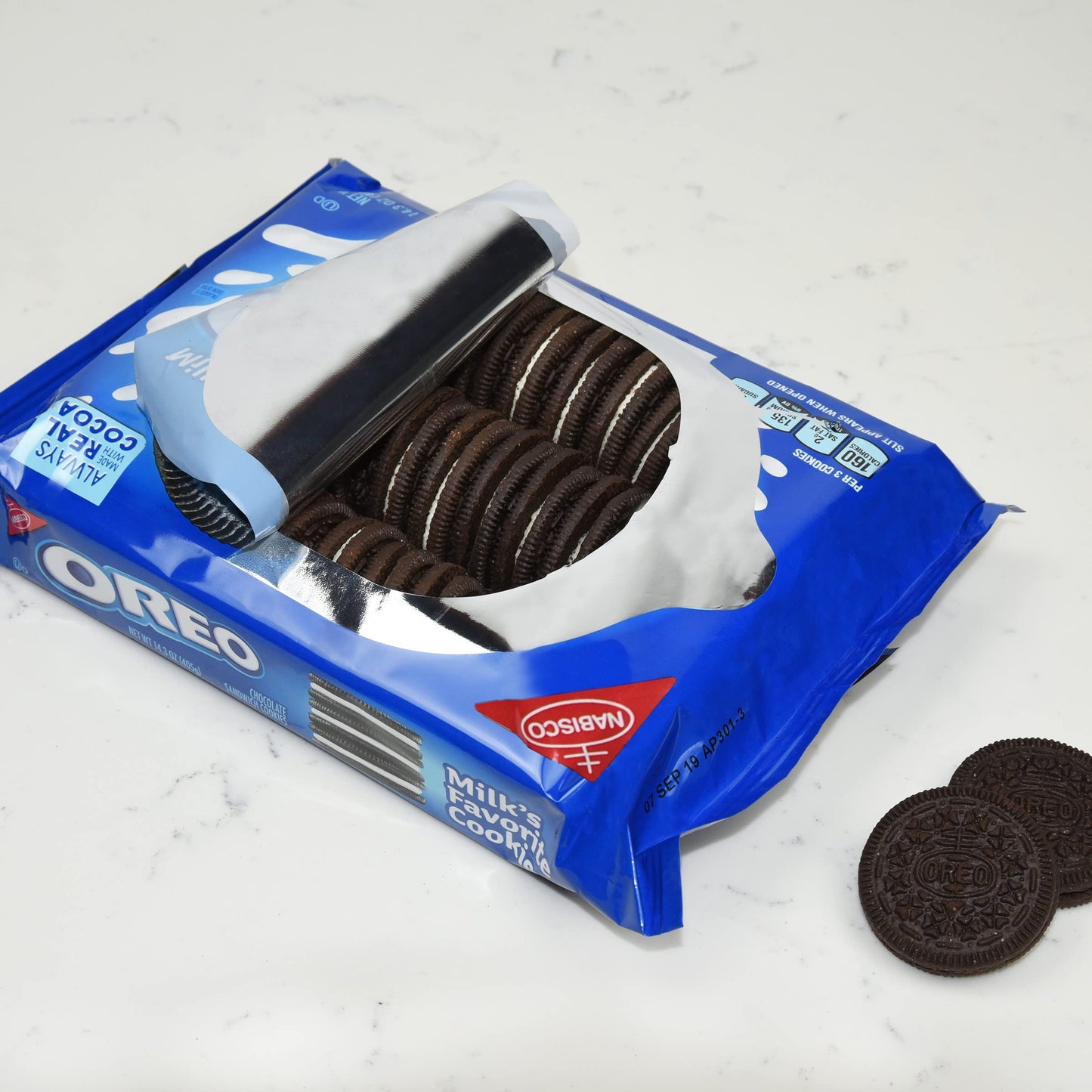 Oreo Nabisco Milk Chocolate Sandwich Cookies, 405g - "Classic milk chocolate bliss!"